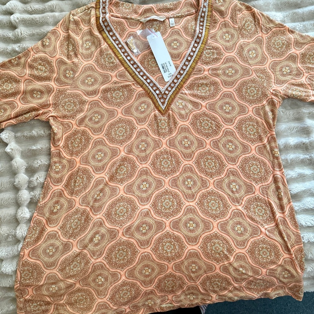 NWT Soft Surroundings Peach and Gold Patterned Blouse with Sparkly Neckline